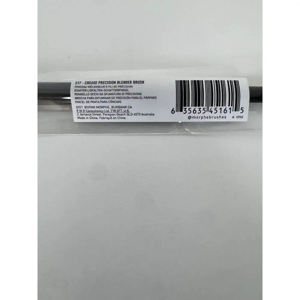 Morphe E17 Crease Precision Blender Brush Makeup Blending Brush Black